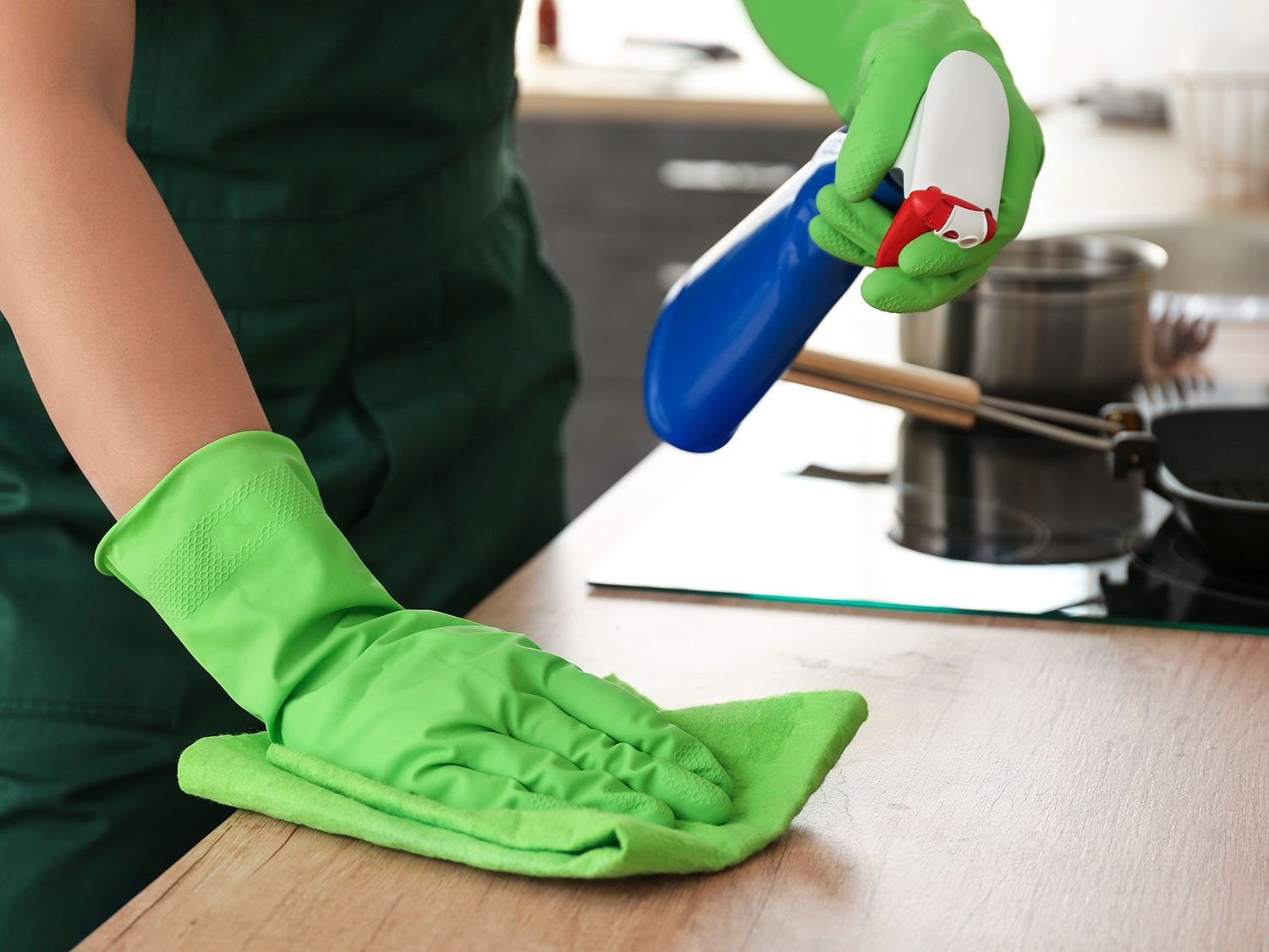 How to Clean Your Kitchen Countertops to Prevent the Spread of Germs