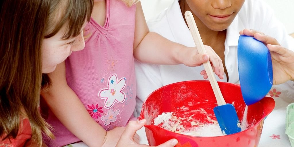 How to Teach Kids About Food in Your Kitchen